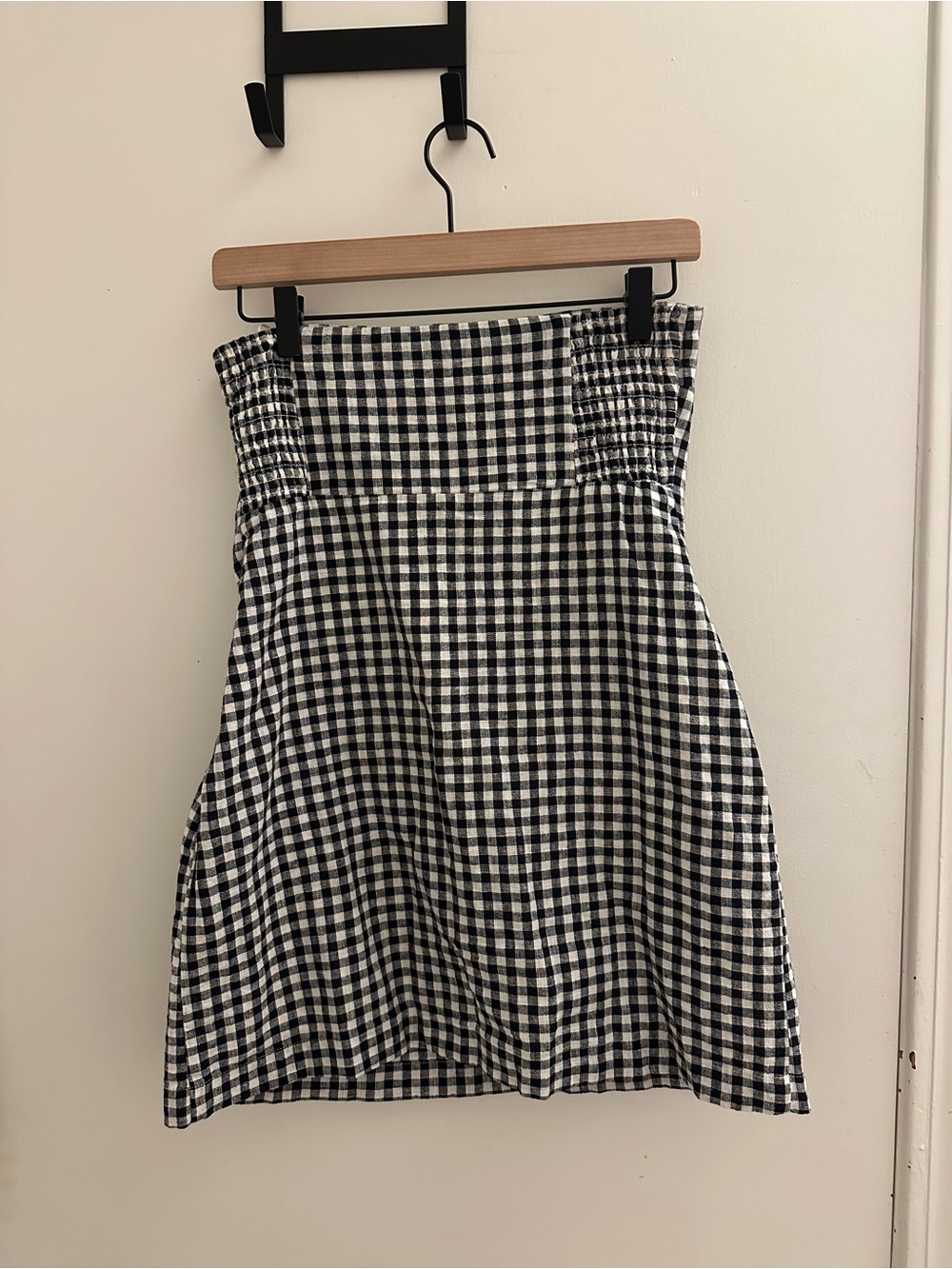 Abercrombie & Fitch Gingham Strapless Linen Blend Dress - Picture 4 of 5